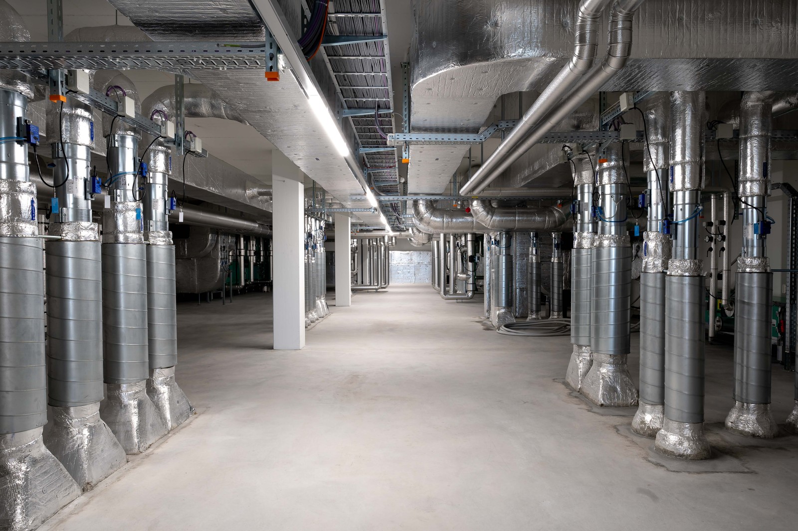 Lüftungsanlagen und Luftverteilung im Zentraldepot UZH in Buchs